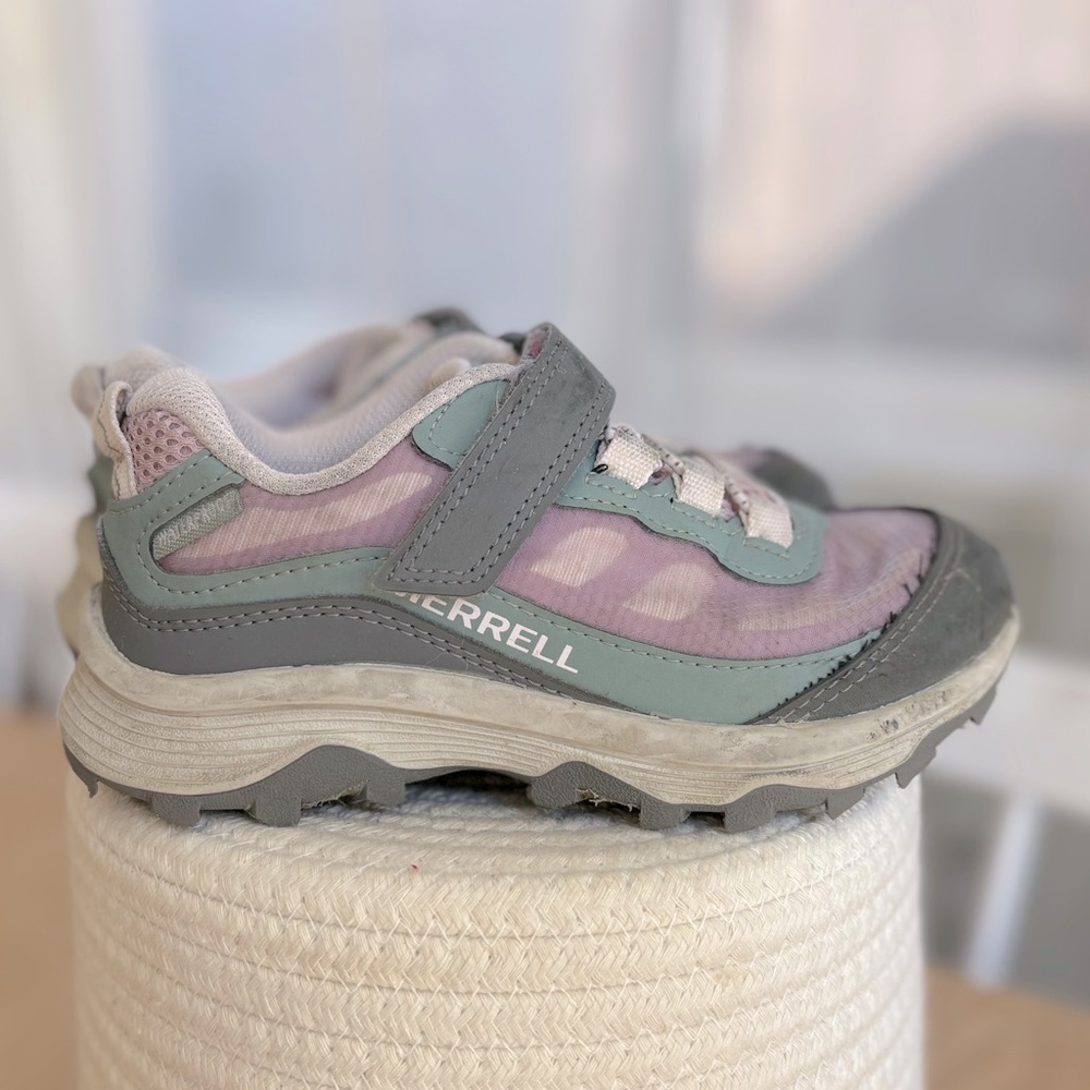 Merrell Kid's Moab Speed Waterproof Hiking Sneaker Girls Size 12